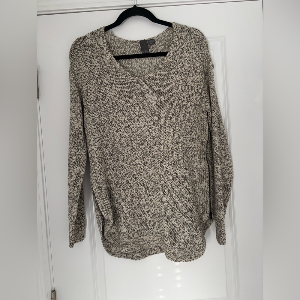 Quinn Black and Cream V-Neck Sweater